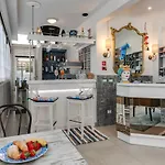 Отель Hotel Villa Madana