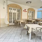 Hotel Villa Madana