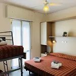 Отель Hotel Villa Madana 2*