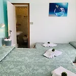 Hotel Villa Madana