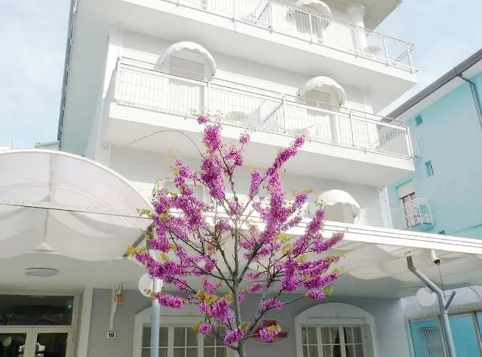 Hotel Villa Madana Hotel 2*
