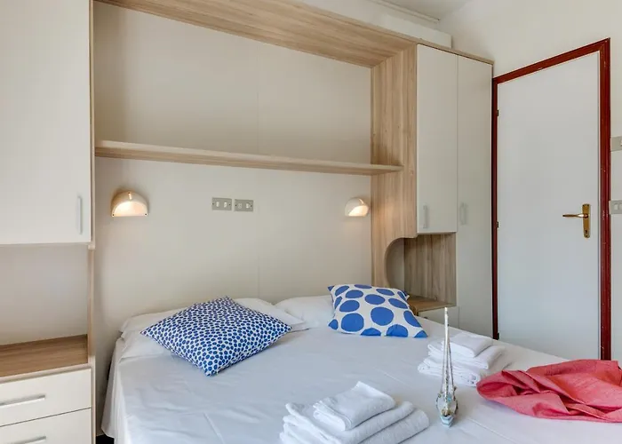 Hotel Villa Madana 호텔