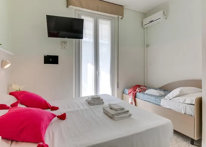 Hotel Villa Madana 호텔 2*