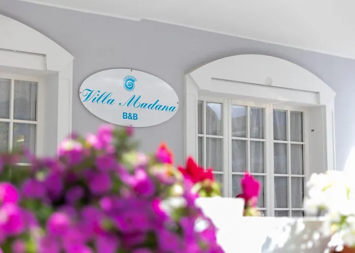 Hotel Villa Madana 호텔 리미니