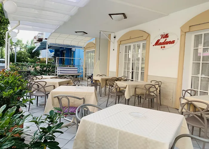 Hotel Villa Madana 호텔 리미니