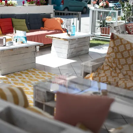 ホテル Madana リミニ