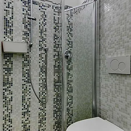 Hotel Madana 2*