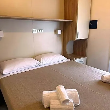 Madana Hotel